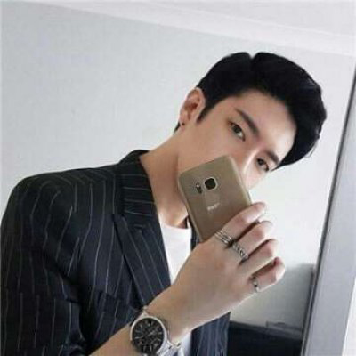 黑色的头像真人4