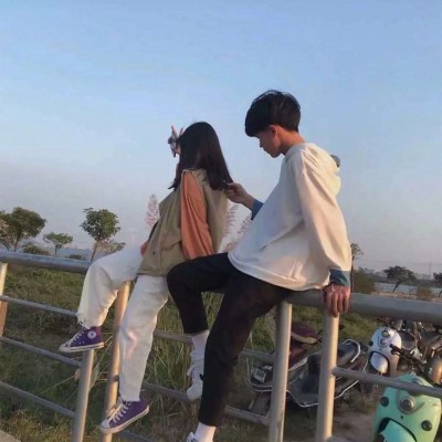 黑白头像女动漫壁纸1