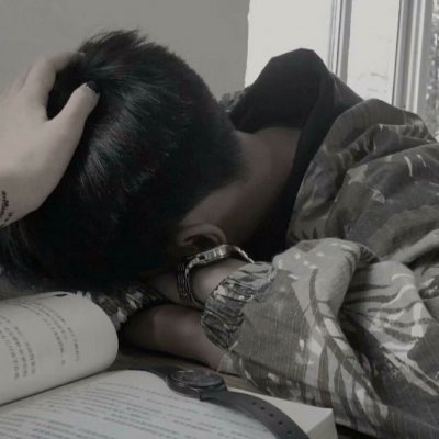 黑色的心的微信头像12