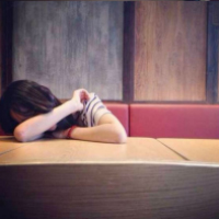 比较伤感的男生头像8