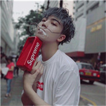 qq头像女生甜美背影12