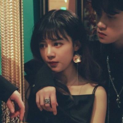 美女头像气质黑白女2