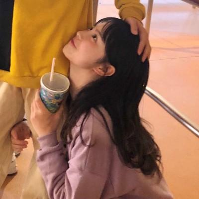 红色背景头像炫酷4