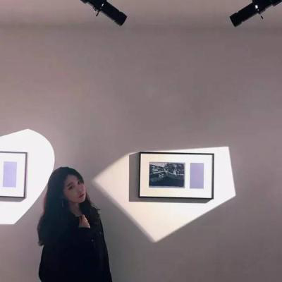 女生戴金佛头像有什么讲究6