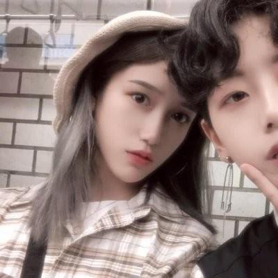 15组句子的女生头像图片10
