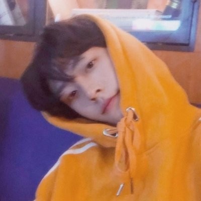 黑色抽烟头像伤感图片1