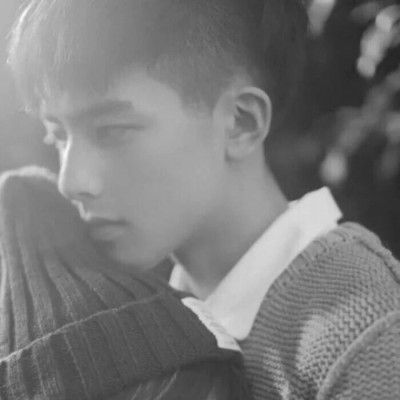 个性头像暗系男女14