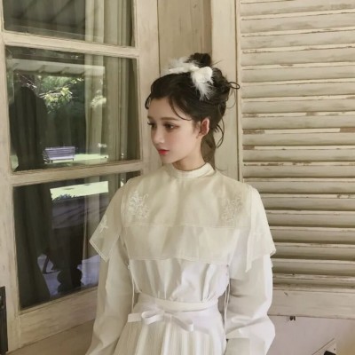 清新炫酷女生头像1