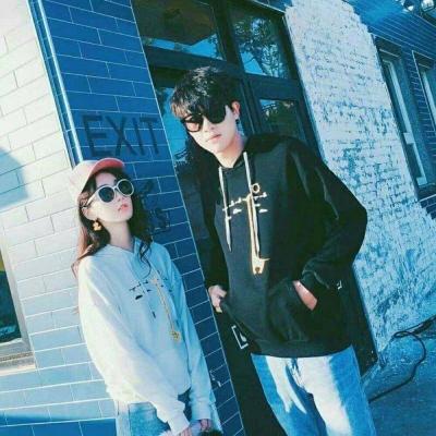 扣扣头像动漫男伤感古风句子8