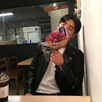 qq头像抽烟超拽男生头像6