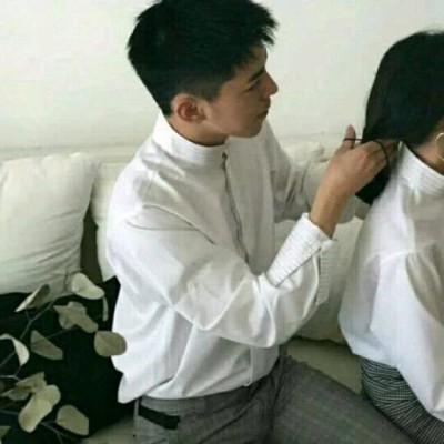 楼梯头像男3