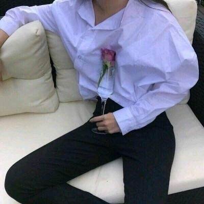 蒙住眼睛的头像4