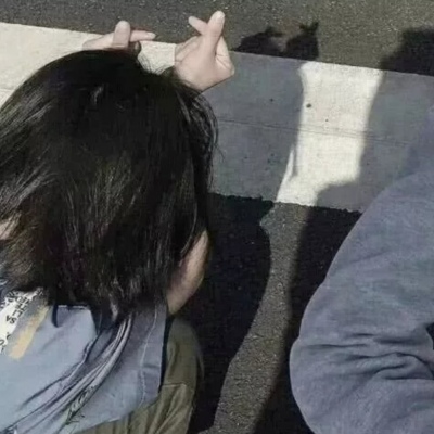 黑白头像未知6