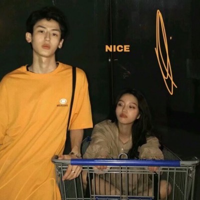 焉栩嘉什么时候换的头像6