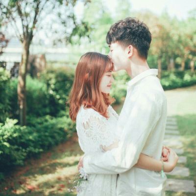 男生黑白头像穿卫衣戴帽子图5