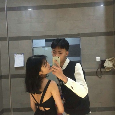 白寸衫头像男生4