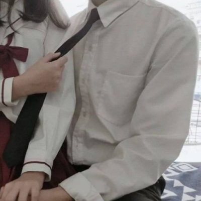 伤感头像真人男生 孤独12