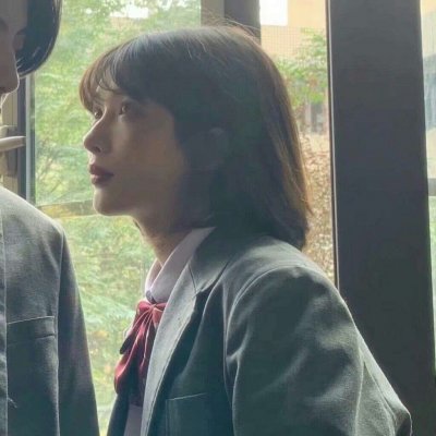 卡通呆萌女性微信头像9