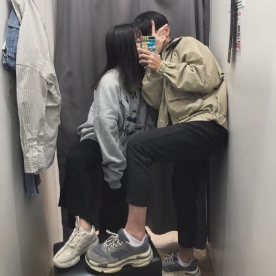 欧美闺蜜简单头像10