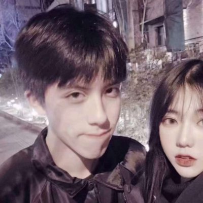 动漫黑白头像男向左看11