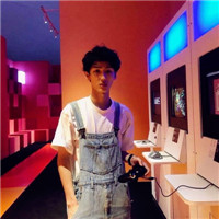正方形帅哥头像12