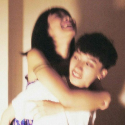 姐妹俩的头像姐姐戴眼镜5