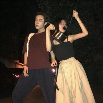 女卡通头像背影图片12