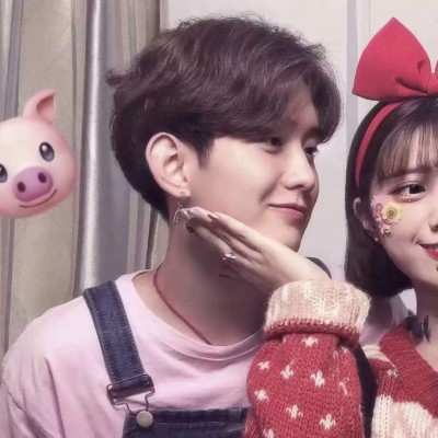 欧美抱猫咪的头像2