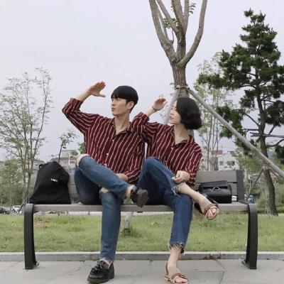 一个妈妈和双胞胎姐妹微信头像4