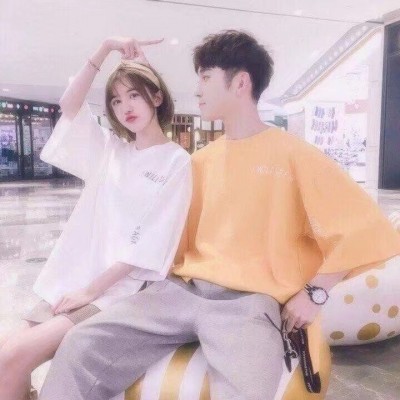 军人拿花的男生头像4