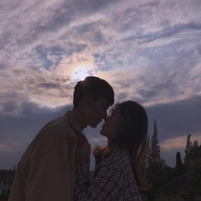 qq头像女生上身6