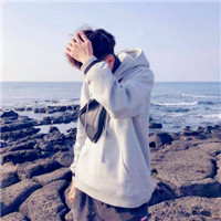 伤感头像真人男生 孤独11