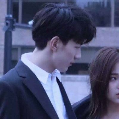 二次元伤感的动漫图片女生头像5