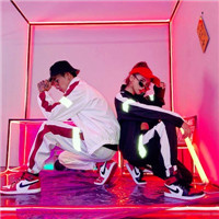 微信头像男伤感伤心8