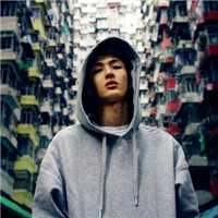 开始自律的头像男生8