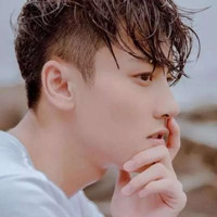 真人男生不露脸好看头像高清1