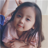 黑色系女生真人头像霸气3
