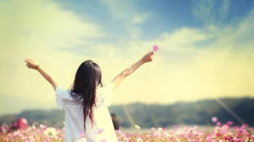 苹果手机怎么锁屏墙纸（苹果手机锁屏墙纸上的时间标签）