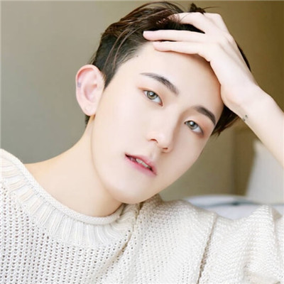 形容选择的高清头像男7